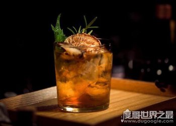 朗姆酒怎么喝，加冰塊可以說是最經典的喝法