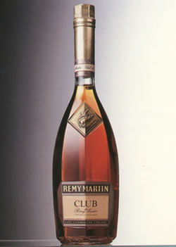 remymartin是什么酒,中文意思是人頭馬