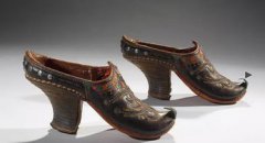 高跟鞋的由來(lái)歷史是什么