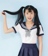 何藍(lán)逗怎么紅的,因?yàn)榍啻红n麗外表出眾