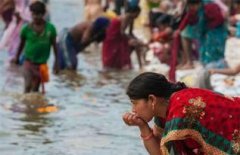 印度恒河水是什么,印度人認為恒河是潔凈的圣泉