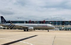 哪個航空公司好， 中空和中國國際航空、東方航空