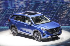 國(guó)六車加什么油,按汽車廠家要求加注燃油即可