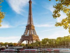 埃菲爾鐵塔象征著什么，是浪漫的象征