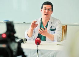 復(fù)華王新什么來頭，很神秘極少接受采訪