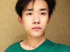 大帥哥的標準長相特點，唇薄劍眉雙眼皮高鼻梁