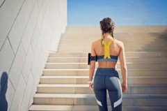 時速多少算快走，每小時約5公里的速度