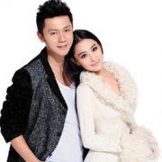 李晨張馨予在一起多久，于2012年在一起的于2013年分手