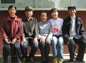 王二妮第一任老公是誰，第一任也是現任老公名叫李飛