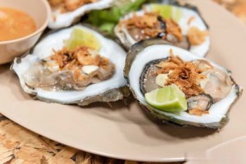 生蠔蒸多久才熟，建議最好是煮7-10分鐘