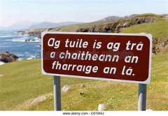 愛爾蘭說什么語言，愛爾蘭人說的是愛爾蘭語、英語