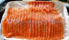 虹鱒魚(yú)和三文魚(yú)的區(qū)別，外觀、口感不同