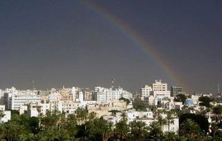 利比亞的首都，名義上仍然是的黎波里市