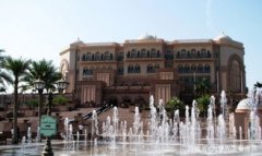 八星級酒店一晚多少錢,最便宜有四五千元的最貴十萬人民幣