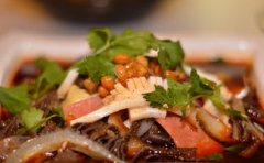 冒菜和麻辣燙的區別,起源不同、成品形式不一樣