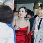 盧靖姍遮陰了嗎，確實遮了，但實屬無奈啊卻一直是人們的談資