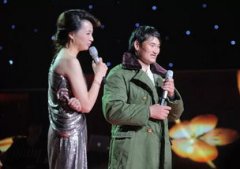 大衣哥朱之文怎么火的，參加選秀節目《星光大道》