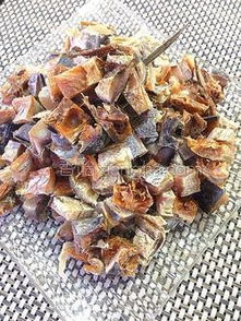 太陽魚的做法大全,將準備好的生姜、大蔥