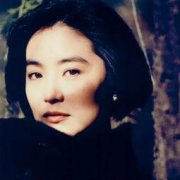 林青霞的年齡,林青霞出生于1954年,早已過了當姥姥的年齡