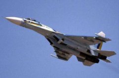 戰斗機怎么折,先折出‘米’字型然后進行雙三角形折法