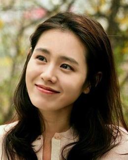 王柳雯為什么那么有錢，不僅長得漂亮，而且非常的愛打扮