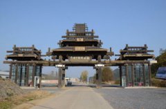 湖北最窮的三個市,是恩施、黃岡、荊州而恩施最窮