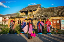 穿青人的由來(lái),她們喜穿青色的服飾被稱為穿青人
