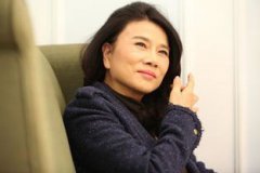 董明珠的個人經歷與事跡,1954年出生于江蘇南京