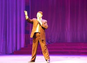 迪麗熱巴家庭富裕嗎,熱巴出生于一個文藝世家家境富裕