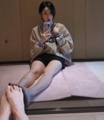 陳小紜的腳丫，是為刷存在感拍段子