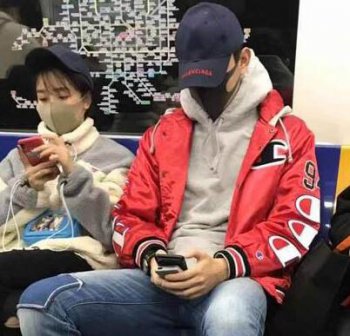 陳小紜的年齡,她比于小彤大五歲兩個人是姐弟戀情