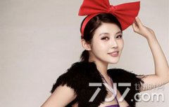 聊天時怎么找話題，女生比較喜歡明星娛樂情感類話題