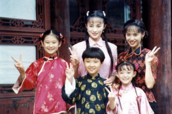 蔣勤勤朱茵演的瓊瑤劇，《蒼天有淚》蔣勤勤朱茵演姐妹