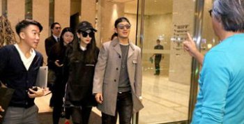 黃曉明和baby官宣離的婚是真的嗎,據說是謠傳