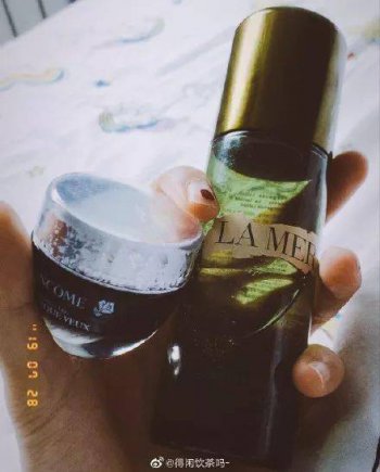 黛珂散粉和紀梵希散粉哪個好用，兩個牌子的散粉都好用