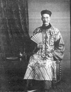 詹世釵活了多少歲,1893年客死英國享年52歲