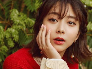 譚松韻的男朋友,名叫吳亦辰而且也是北電畢業的