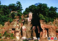 樂山大佛維修過幾次，樂山大佛的傳說水怪