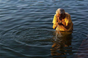 印度恒河水源頭在哪,恒河水的源頭來(lái)自雅魯藏布