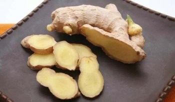 女人長期吃生姜好處，晚上吃姜賽砒霜是真的嗎