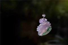 最貴的手鐲100億，世界上最貴的翡翠是什么