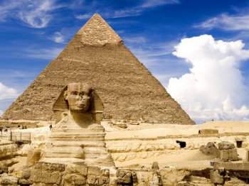 爬金字塔頂部為什么會死，爬上金字塔的人都會死