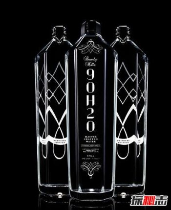 瓶子帶翅膀和皇冠的水,世界上最貴的礦泉水