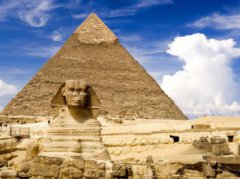 爬金字塔頂部為什么會死，爬上金字塔的人都會死