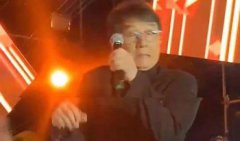 勞拉·福納,成龍演出遇小意外