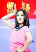 瞿穎為什么那么火，登上央視春晚而且很多雜志封面都是她