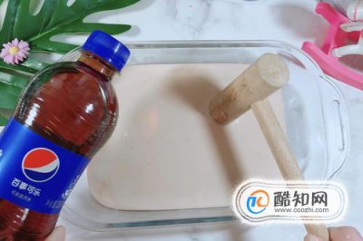 如何制作非牛頓流體,牙膏和水能做成非牛頓流體嗎