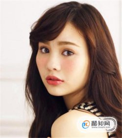 方形臉怎么化妝好看，薄嘴唇好看還是厚嘴唇