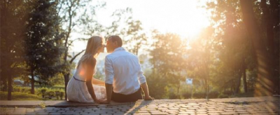 有情人終成眷屬下一句是什么，有情人終成眷屬求下聯