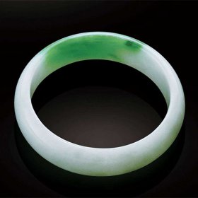 翡翠和玉哪個養人,翡翠有靈性會認主人